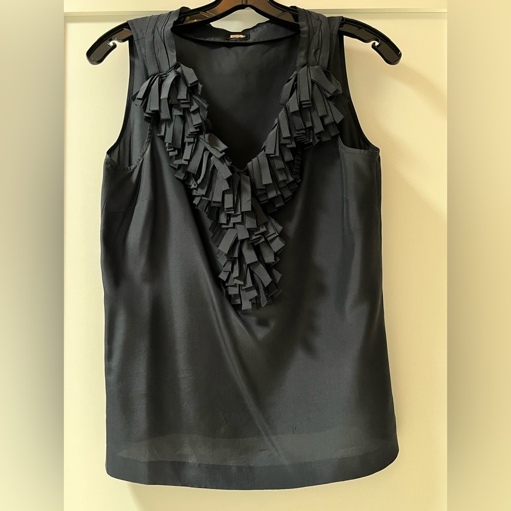 Drama and a Fun 🤩 in a Silky Fringed Top